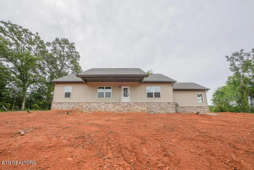 842 Pinebrooke Drive, Maryville