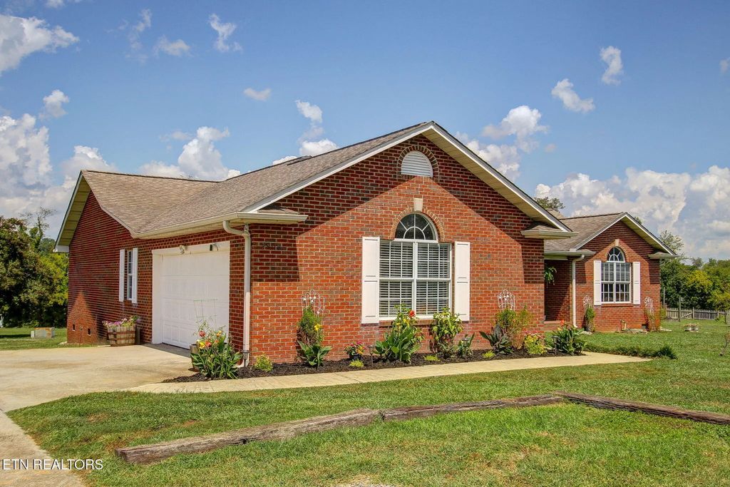 3909 Tuckaleechee Pike, Maryville