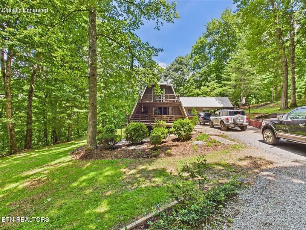 183 Lantz Drive, Jonesville