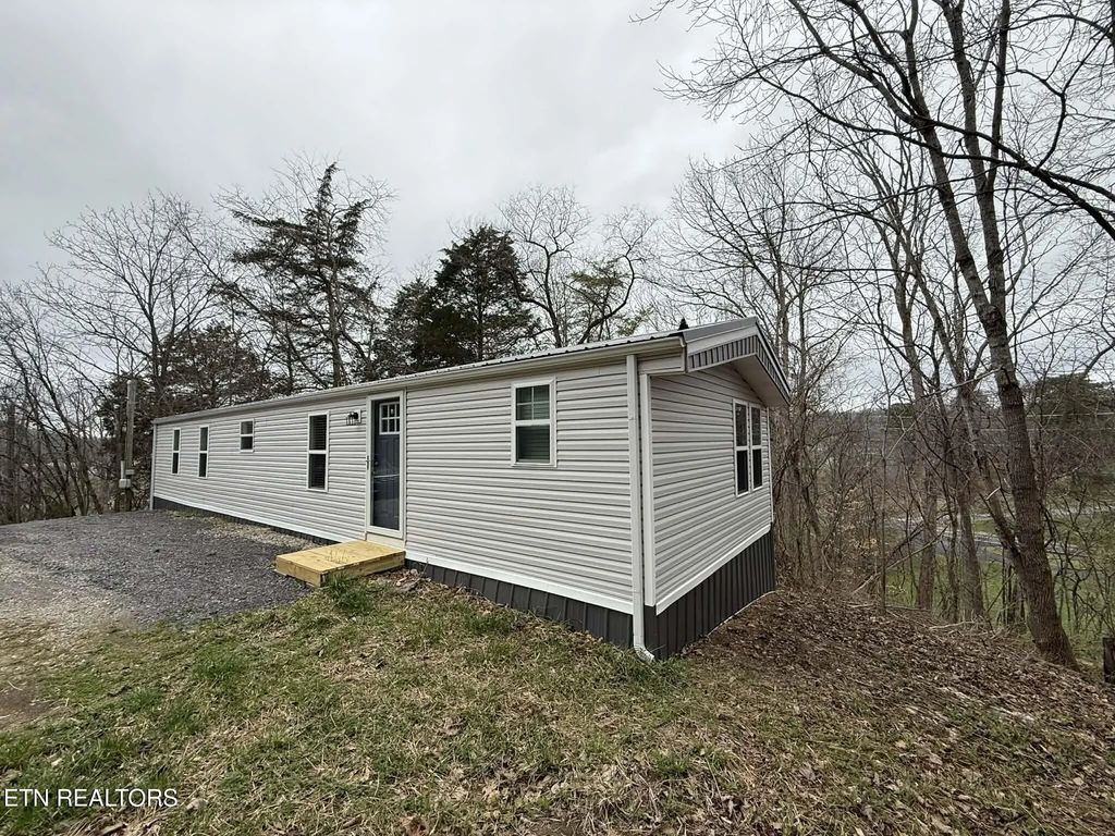 190 Warwick Lane, Maynardville