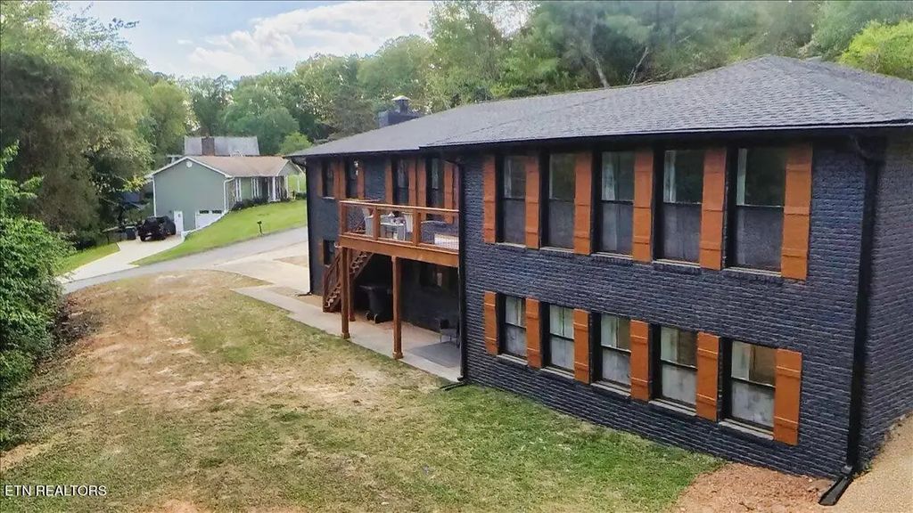 1610 Pinebark Drive, Knoxville