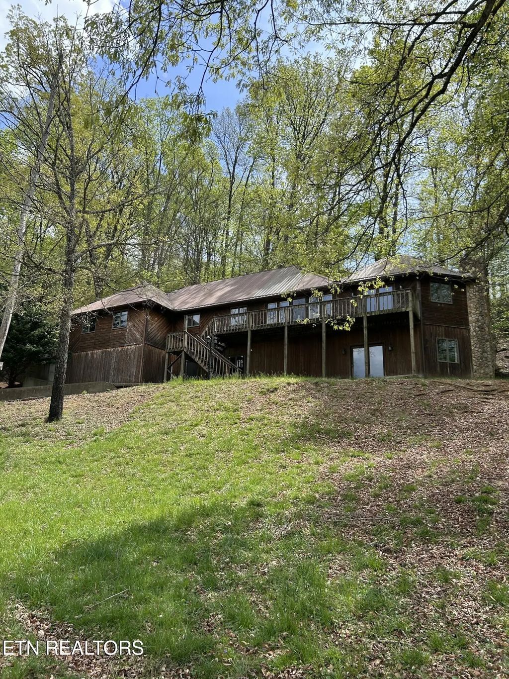 690 Stevens St, Rogersville