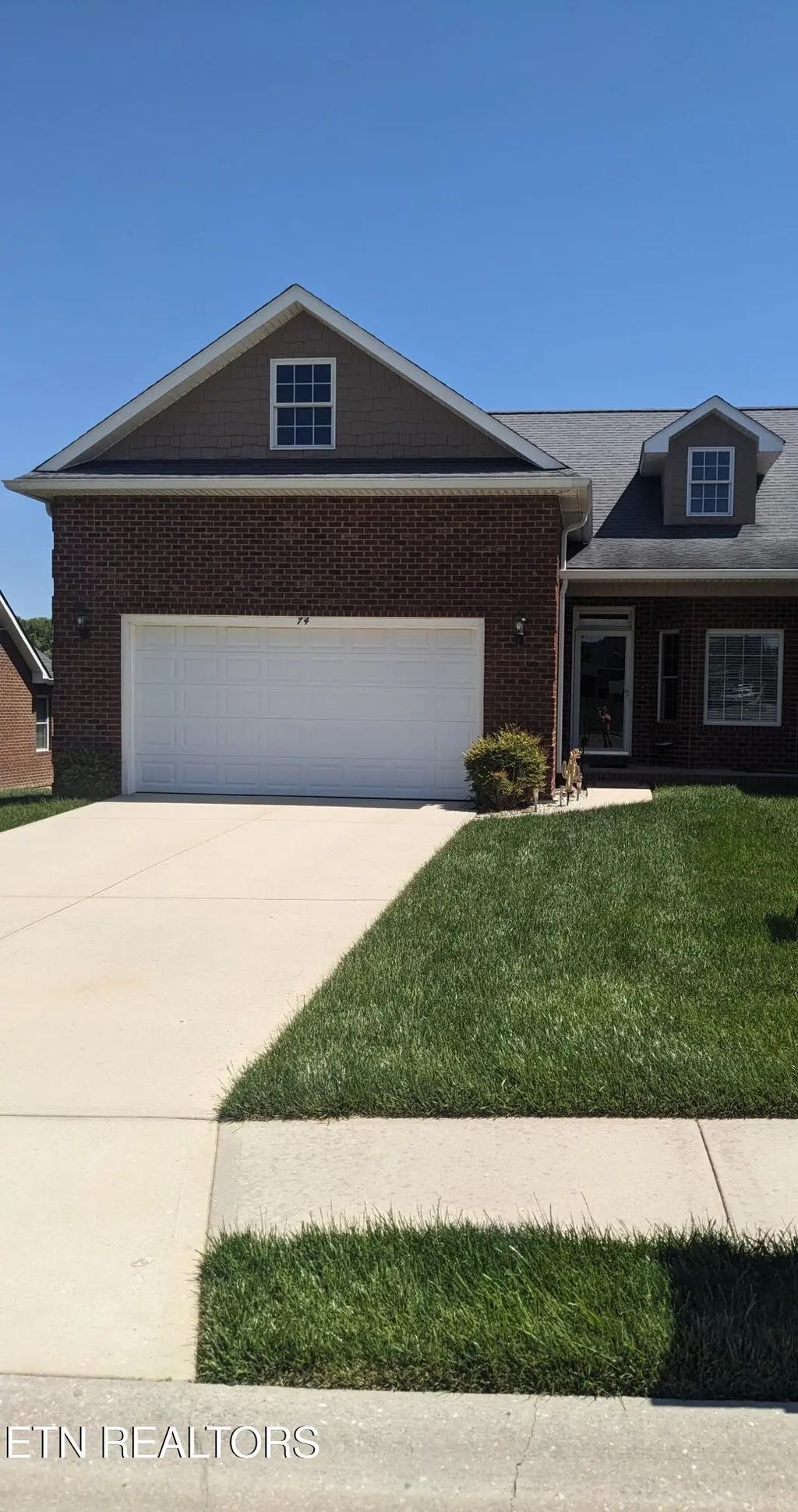 74 Genesis Ave 74, Crossville