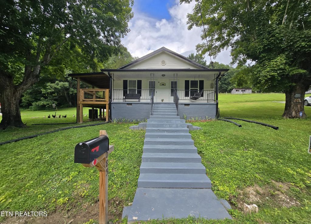 1085 Lick Branch Rd, Ewing