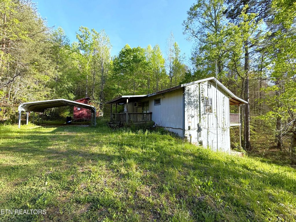 2930 Arch Way, Cosby