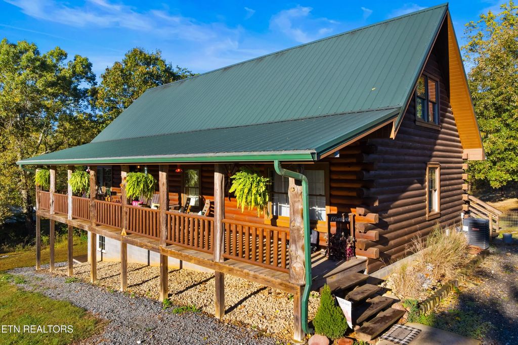 1730 Silver City Rd, Whitesburg