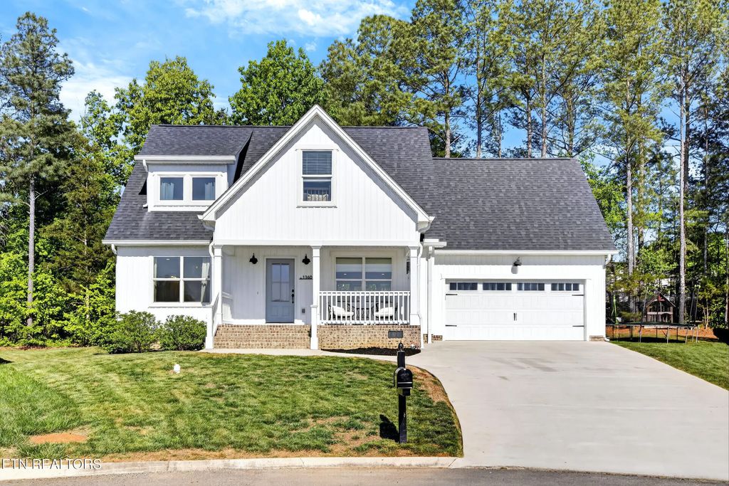 1360 Nw Stone Creek Tr, Cleveland