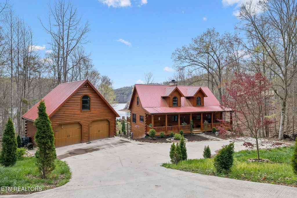 514 Bluff View Rd, New Tazewell