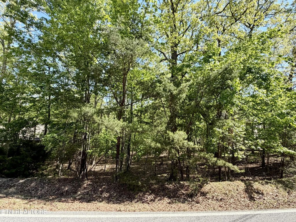 142 Mariners Drive, Crossville