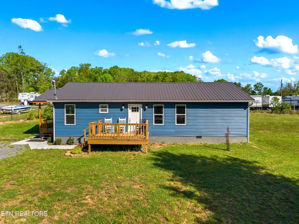 665 Rocky Summit Rd, Bean Station