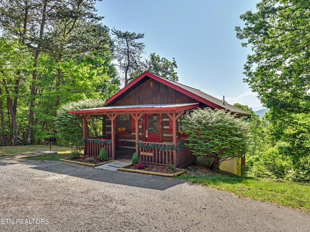 1818 Ridgecrest Drive, Sevierville