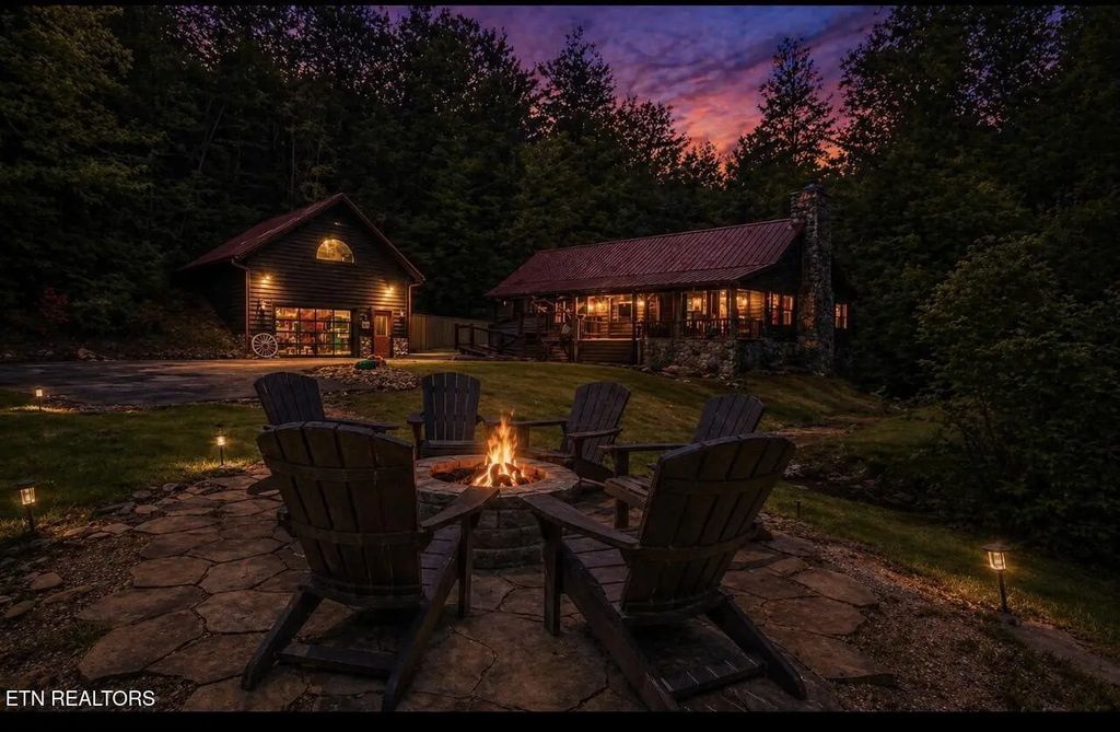2609 Cedar Falls Way, Sevierville