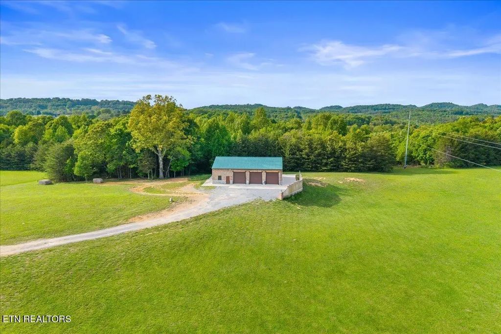 142 County Road 436, Athens