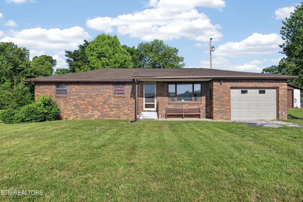1018 New Hope Rd, Hilham