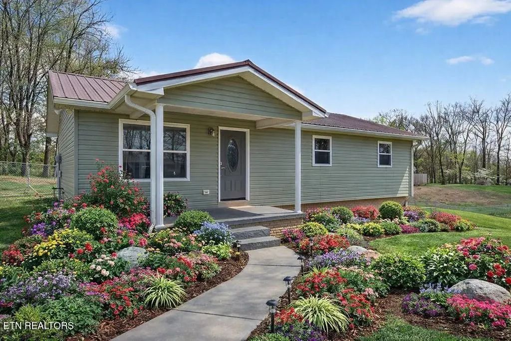 435 Heather Drive, Sparta