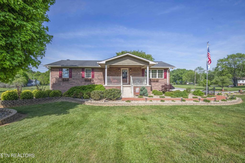 1827 Blakemore Rd, Knoxville