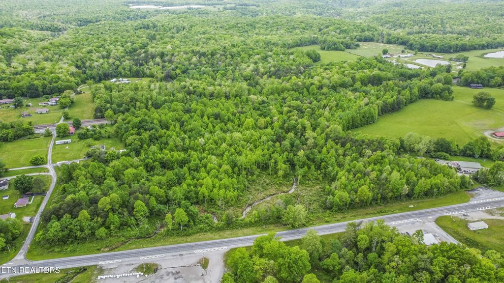 Highway 27, Winfield