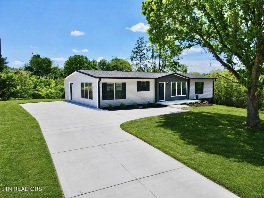 859 Straight Creek Rd, New Tazewell