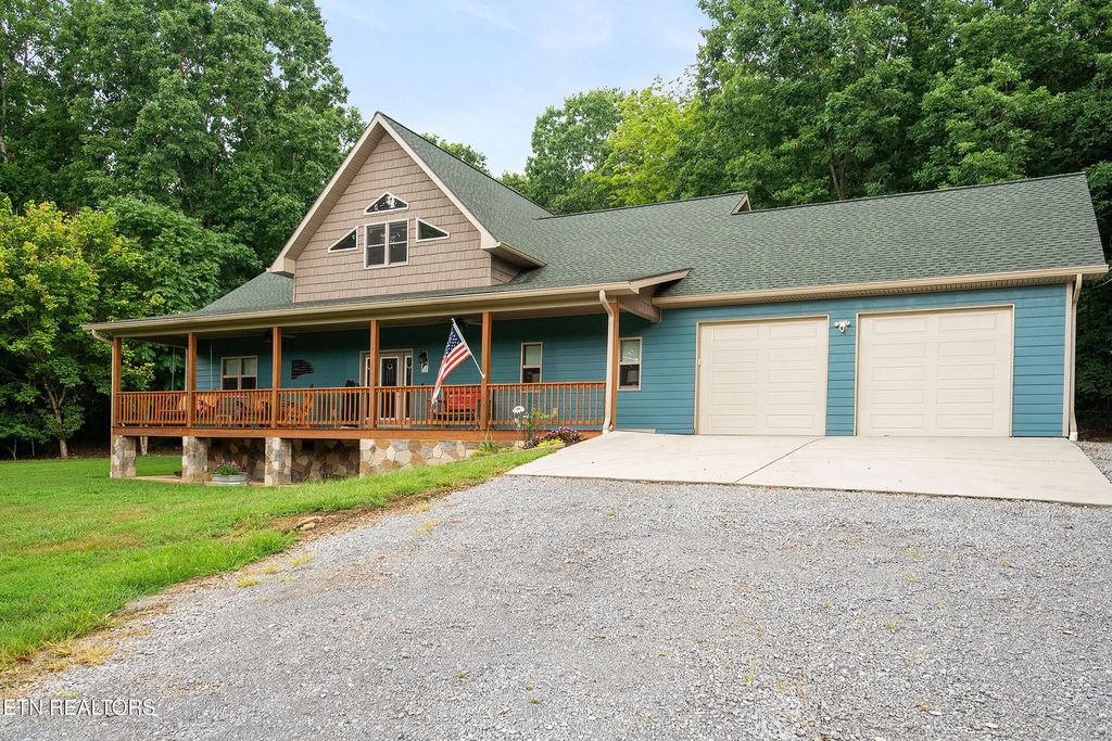 910 English Mtn Rd, Cosby