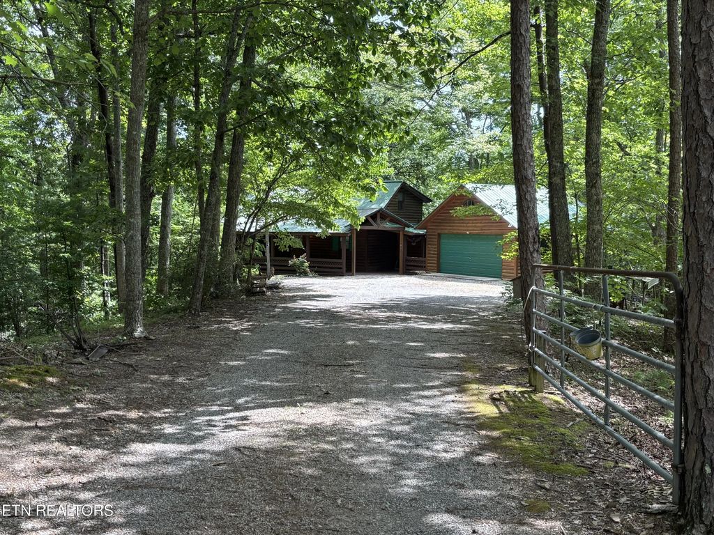 680 Old Furnace Rd, Tellico Plains