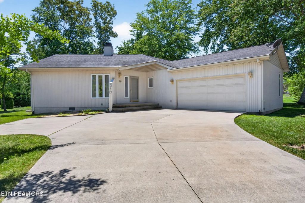 19 Thames Court, Crossville