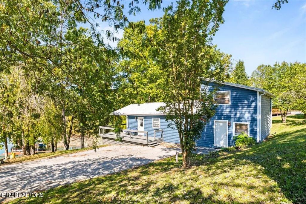 728 Indian River Boat Dock Rd, Jacksboro