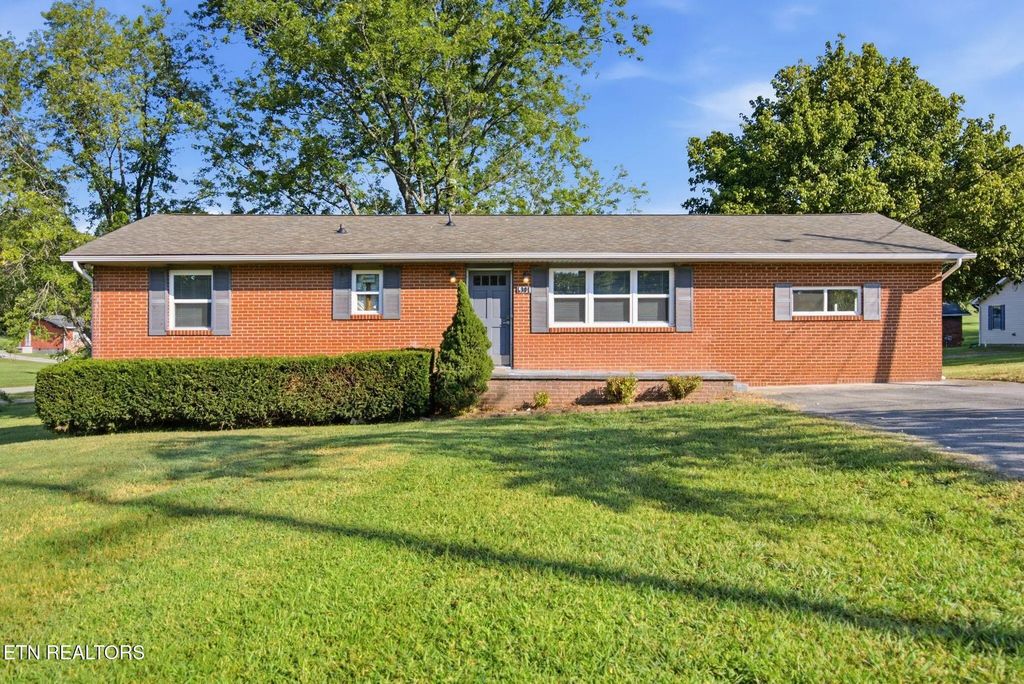 6301 Strawberry Plains Pike, Knoxville