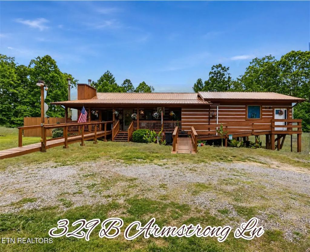 329 B Armstrong Lane, Monterey