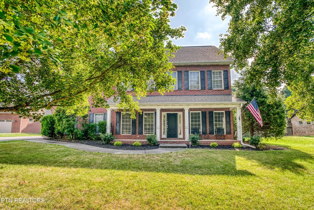 300 Yellowstone Lane, Lenoir City