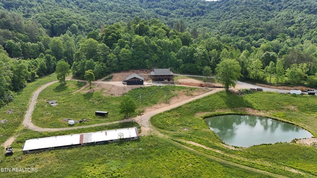 1095 Stanley Creek Rd, Oneida