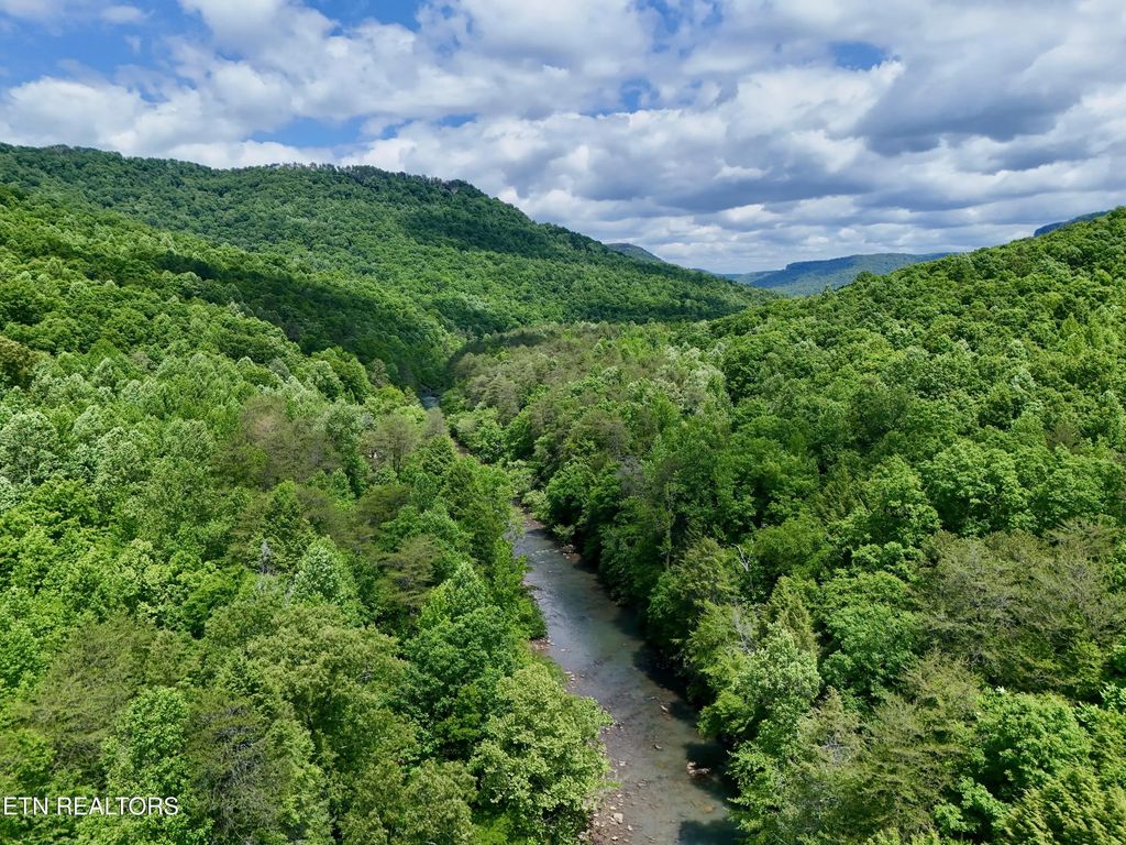 3895 Coppinger Cove Rd, Sequatchie
