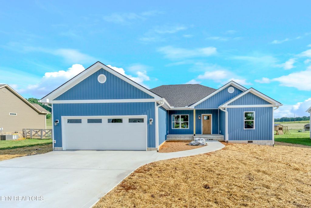 110 Shyane Lane, Sweetwater