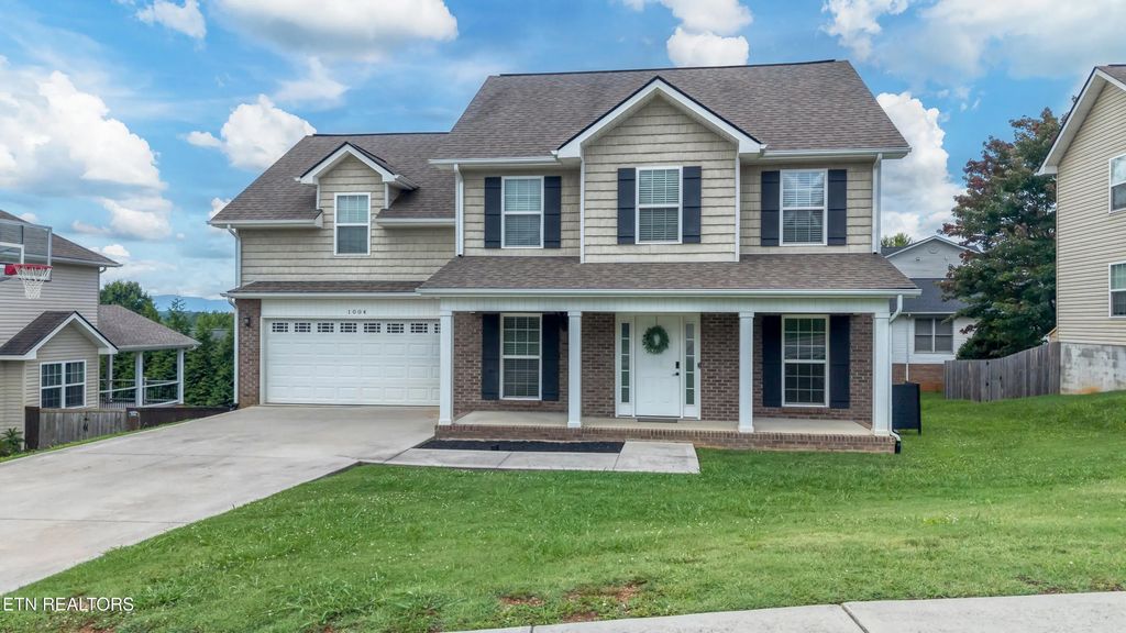 1004 Brooklyn Lane, Maryville