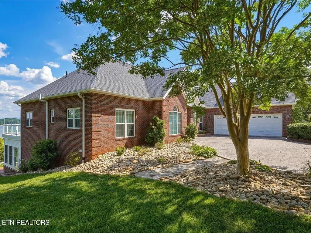 311 Alberts Cove, Rutledge