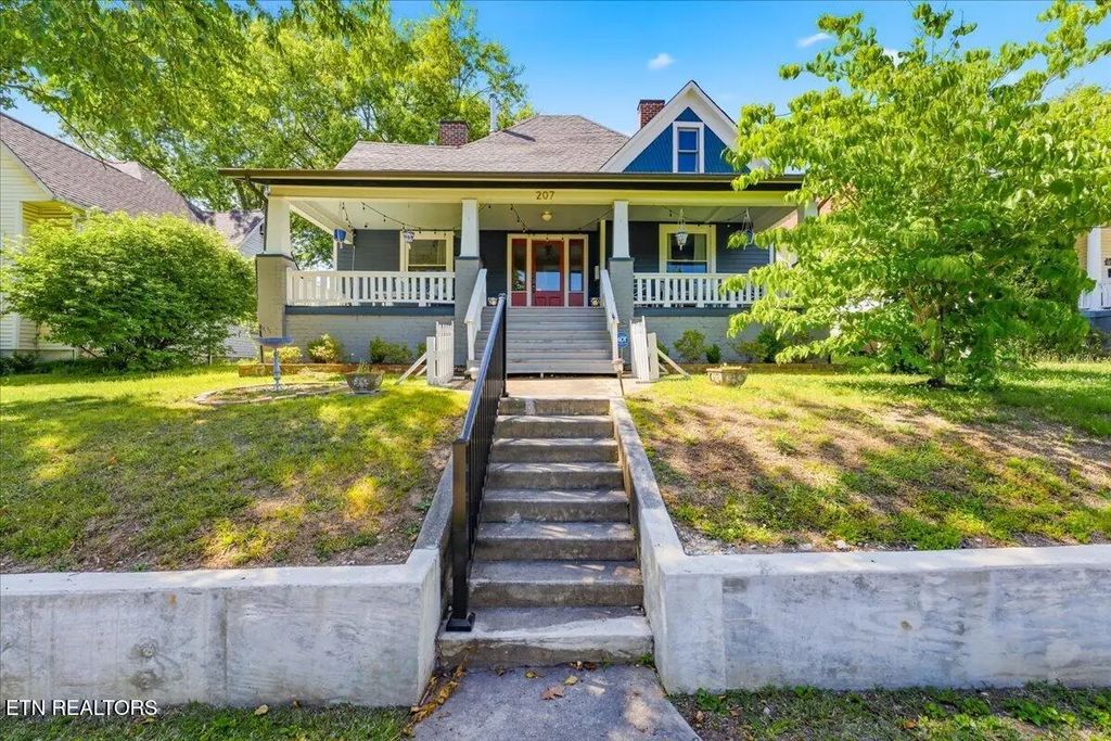 207 E Oak Hill Ave, Knoxville