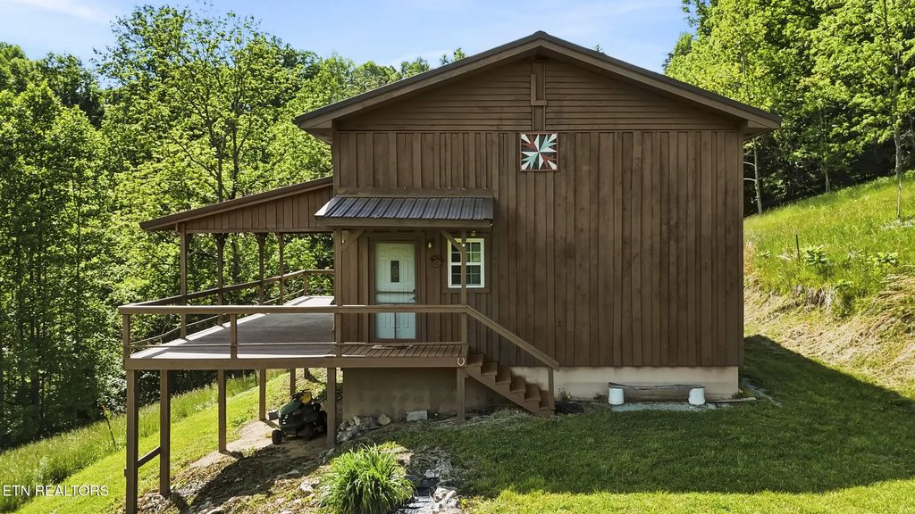 3609 Cave Springs Rd, Tazewell