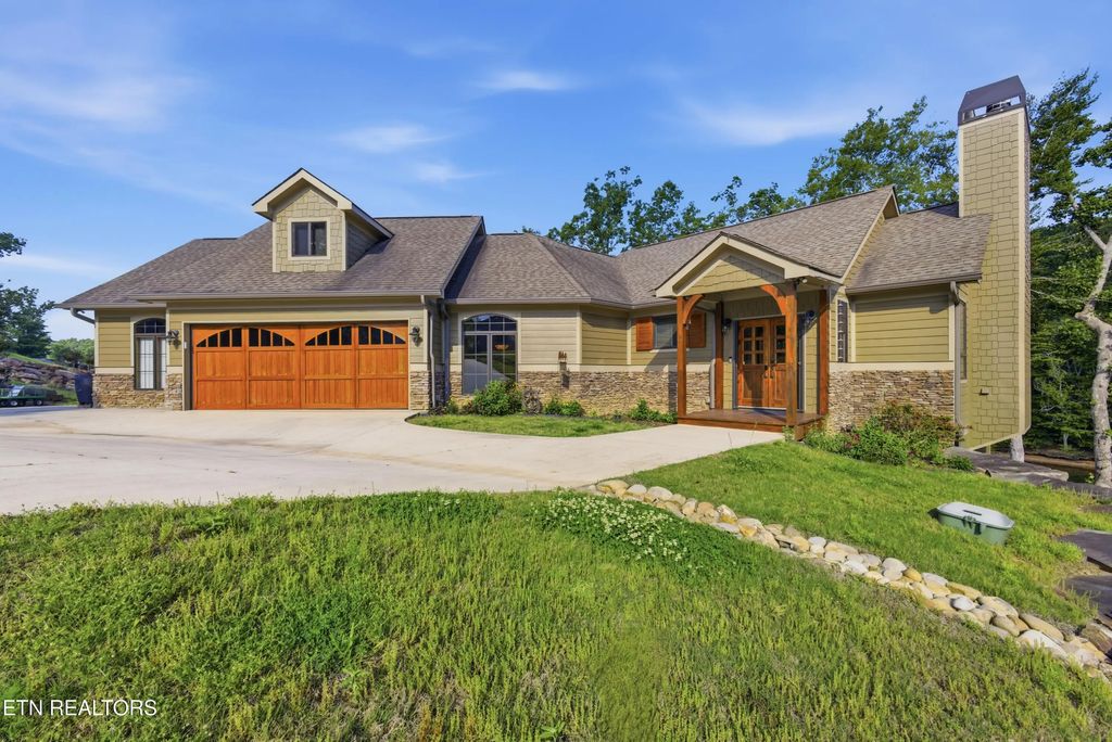 476 Waterfront Way, Ten Mile