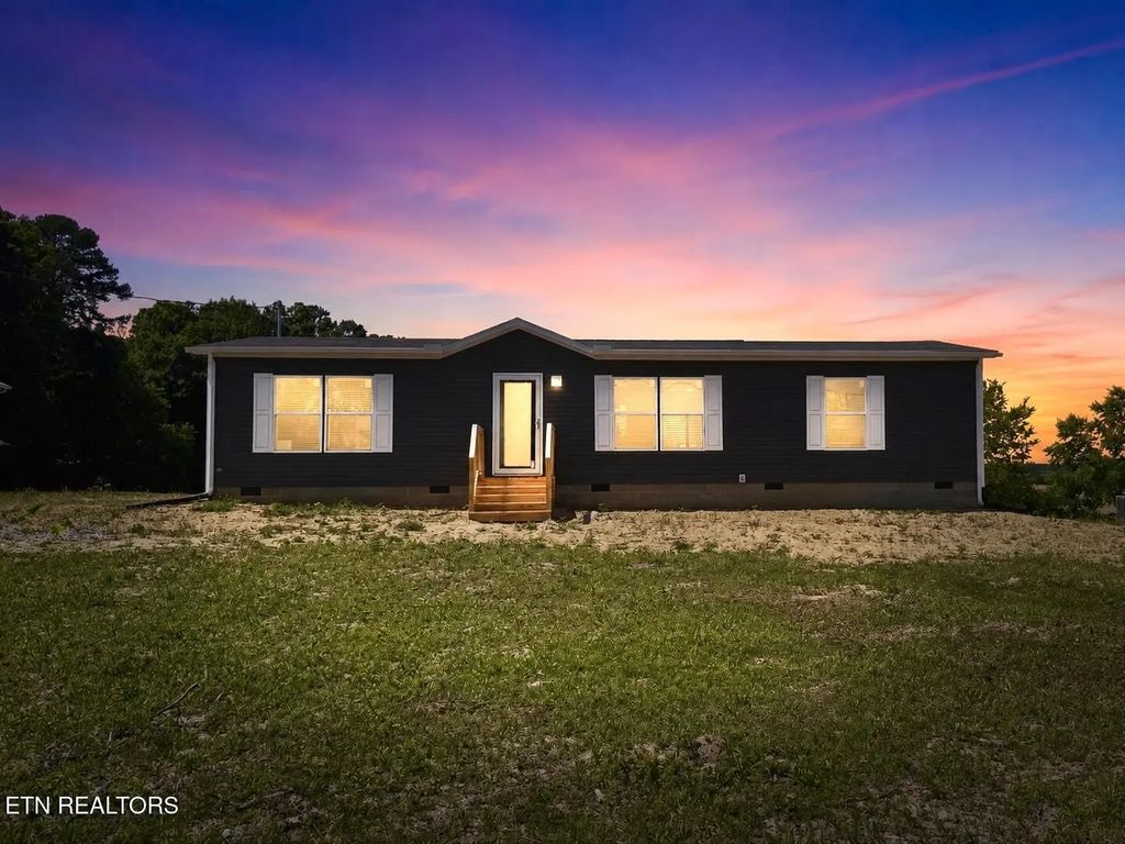 620 Pates Hill Rd, Mosheim