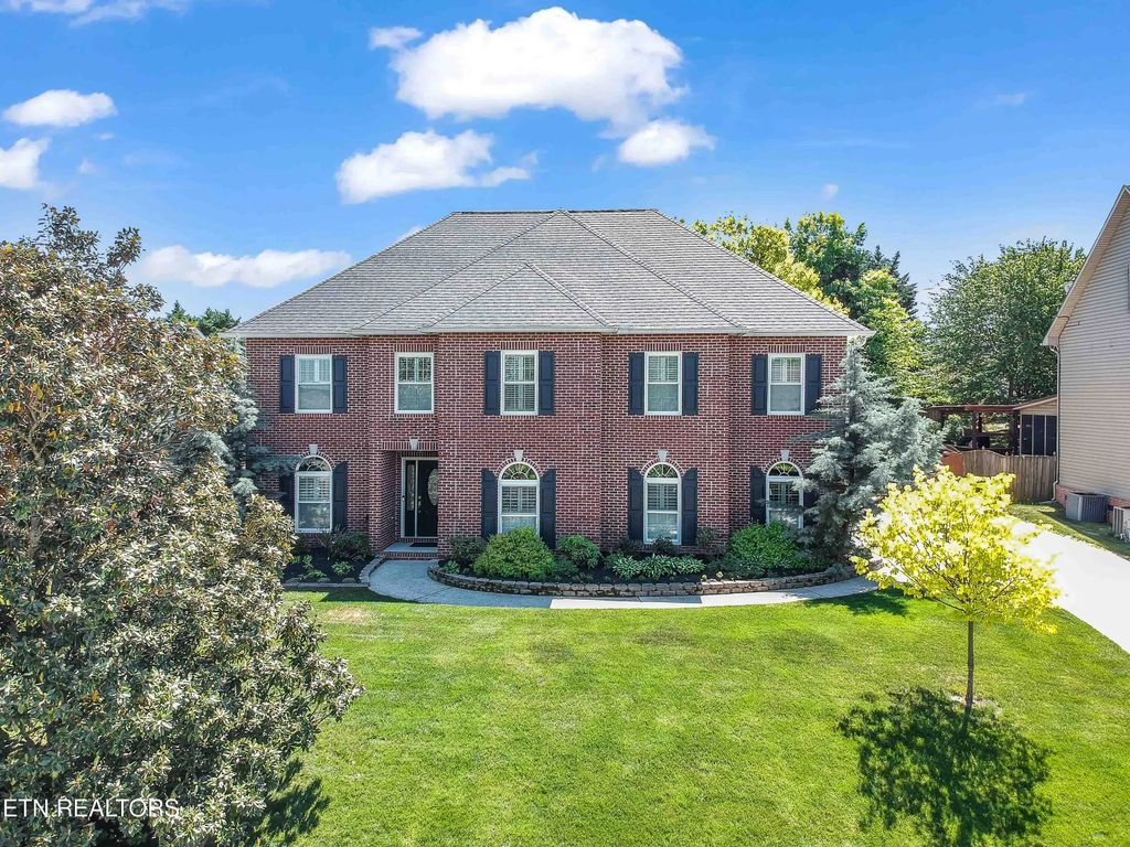 1660 Meadow Chase Lane, Knoxville