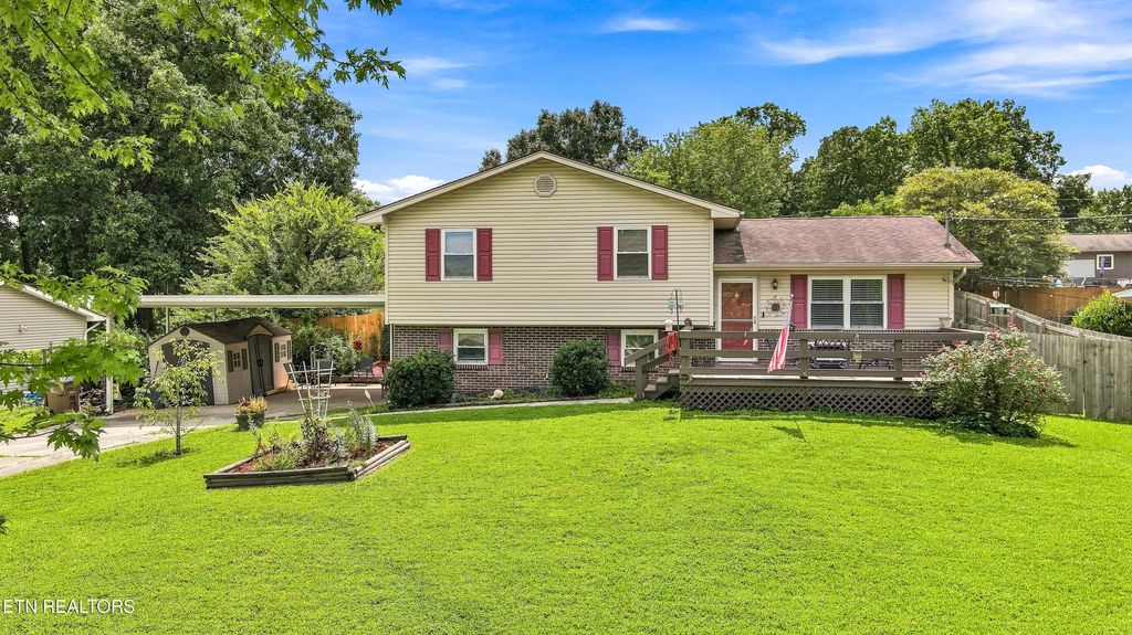 2317 Roundtree Rd, Knoxville