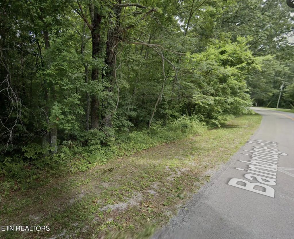 227 Bainbridge Rd, Crossville
