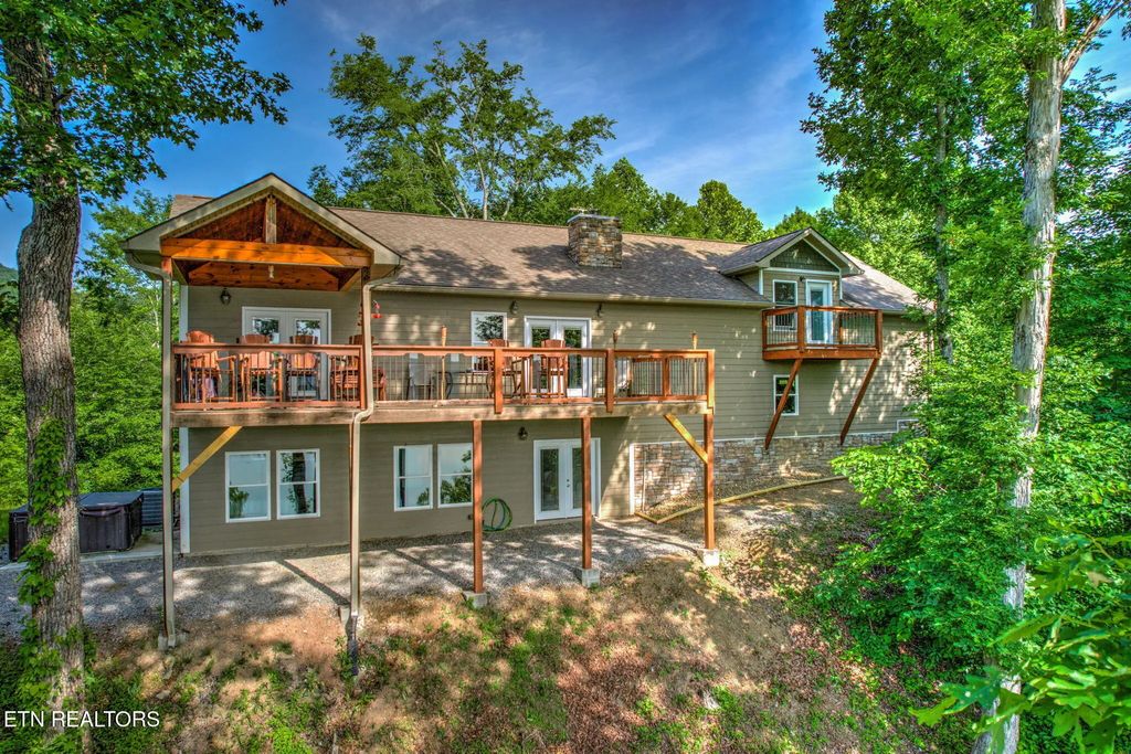 155 Island Rd, New Tazewell