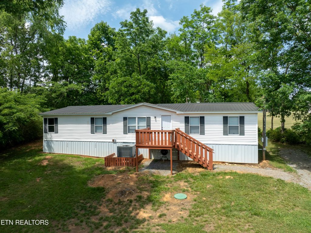 4533 Wildwood Rd, Maryville