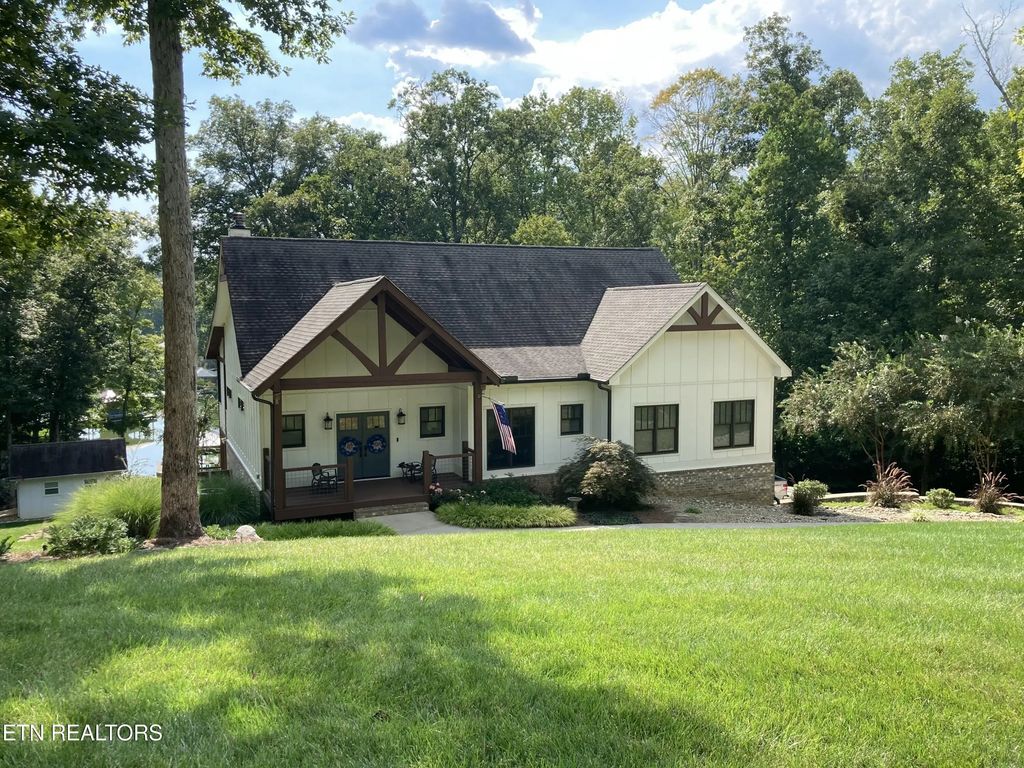 721 Lakeside Coves Way, Ten Mile
