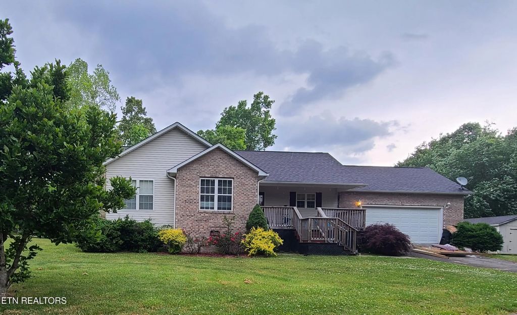 505 Yuchi Drive, Crossville