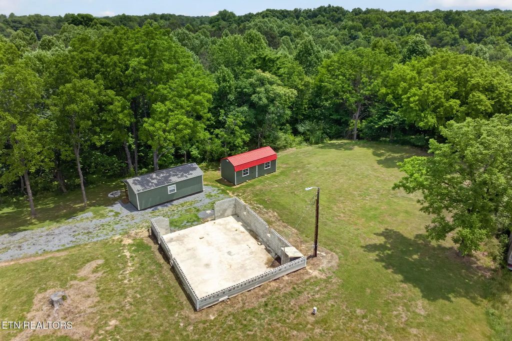 175 Harris Lane, Cookeville