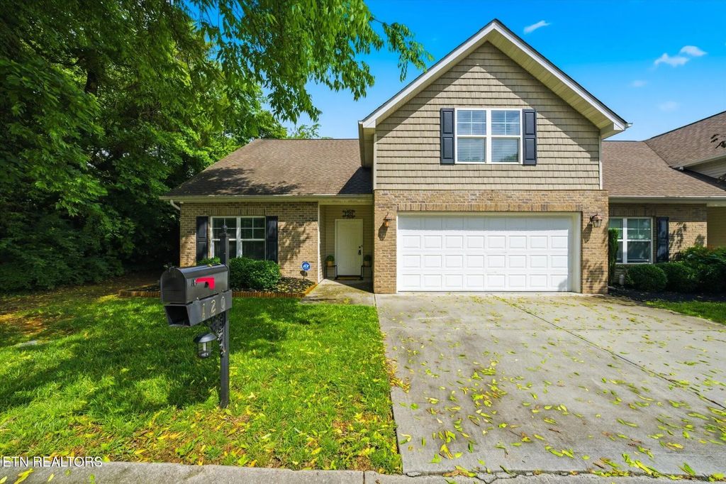 120 Pewter Way, Seymour