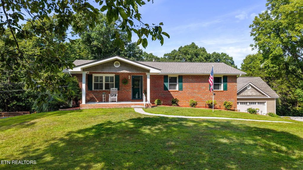 4805 Johnson Rd, Birchwood