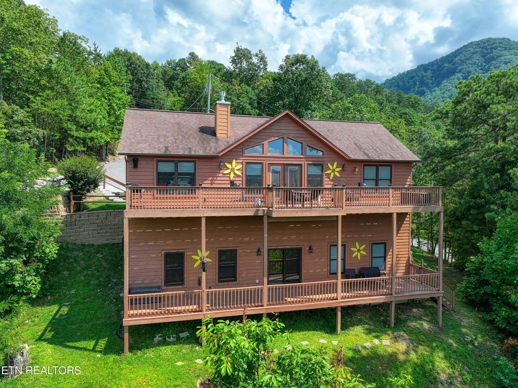 4109 Ole Smoky Way, Sevierville
