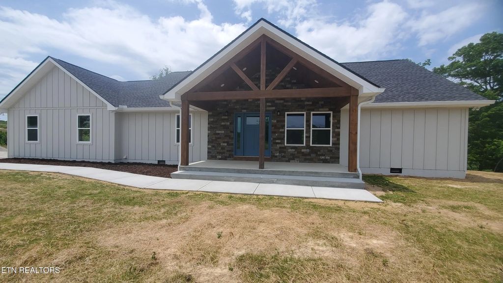 875 Elb Private Drive, Huntsville